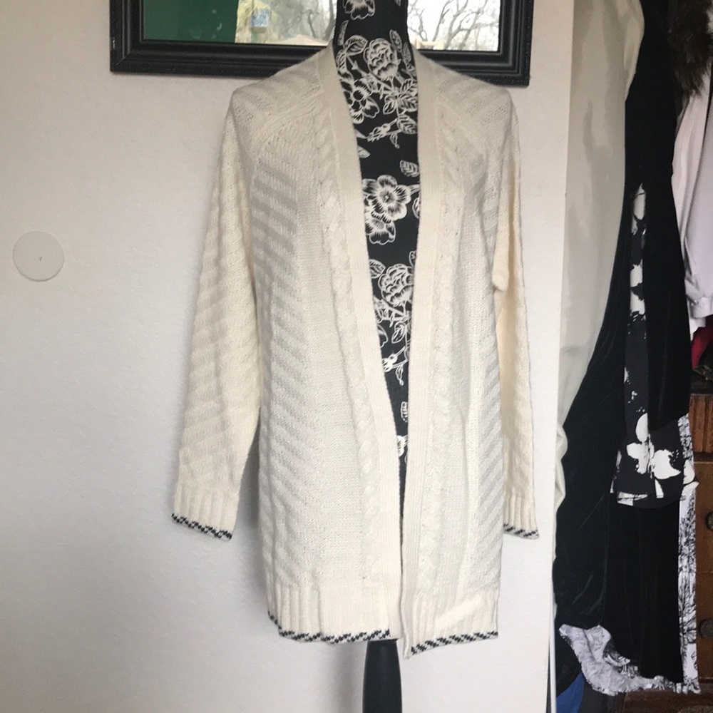 Back Braid Open Front Cardigan - Picture 2 of 5